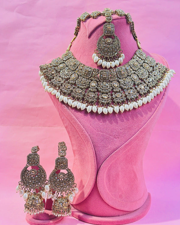 aishani semi bridal set