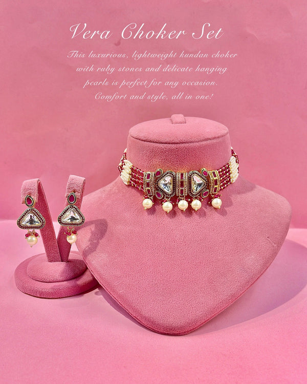 vera choker set