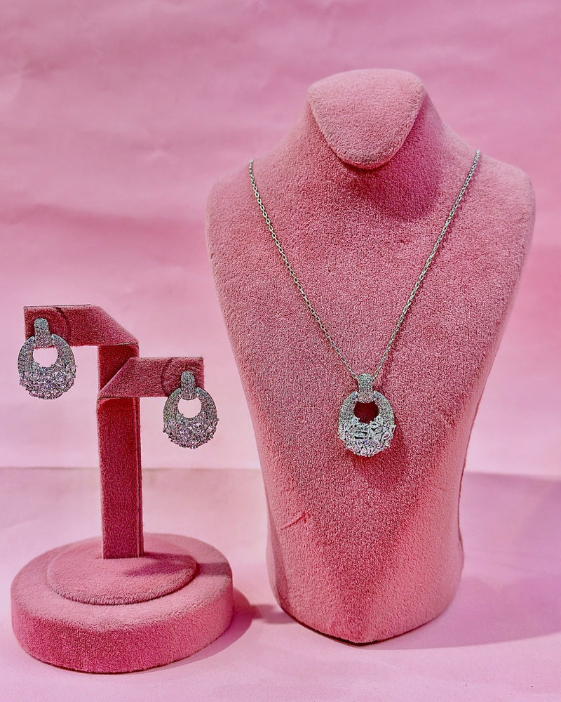 tamia locket set
