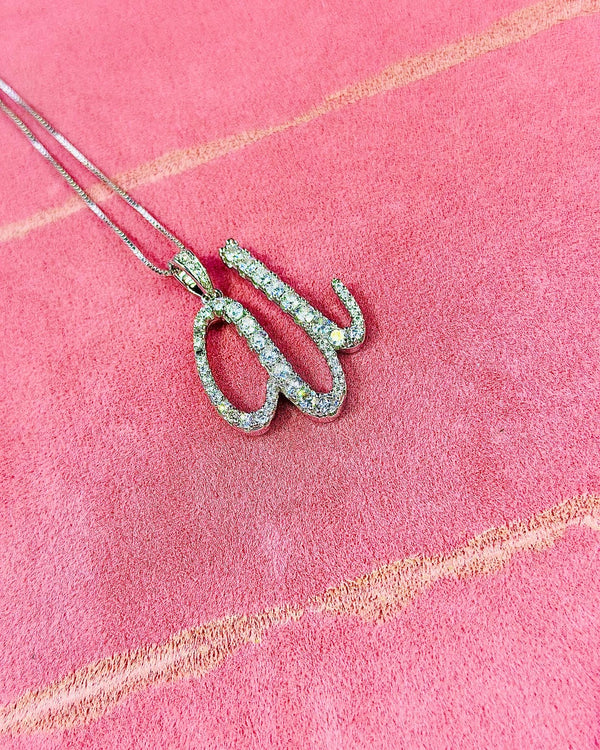 U alphabet pendant