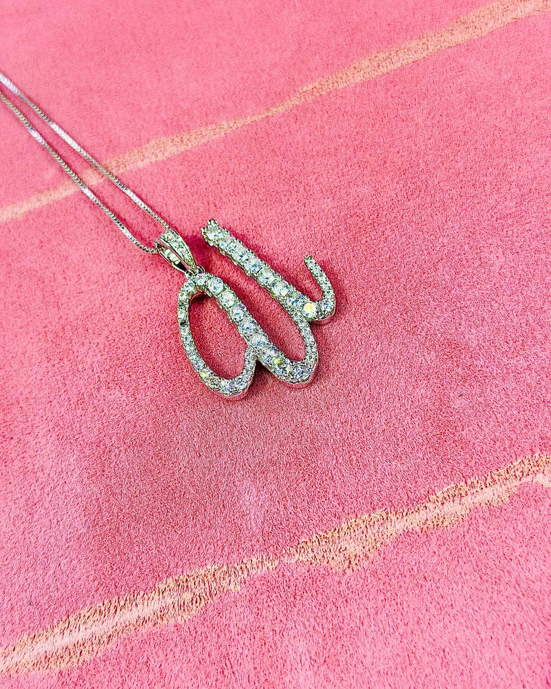 U alphabet pendant