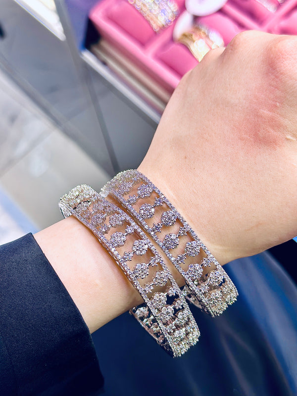 Margot Bangle's