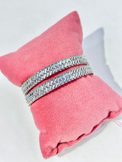 Lennon Bangle's