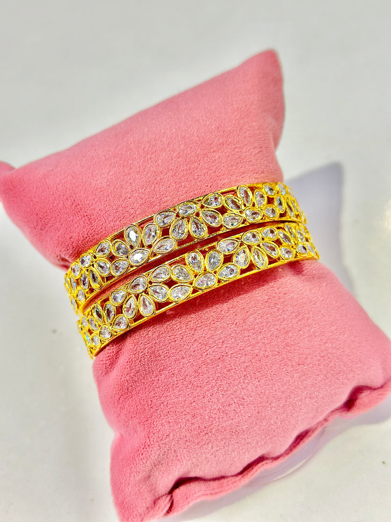 Thea Bangle's