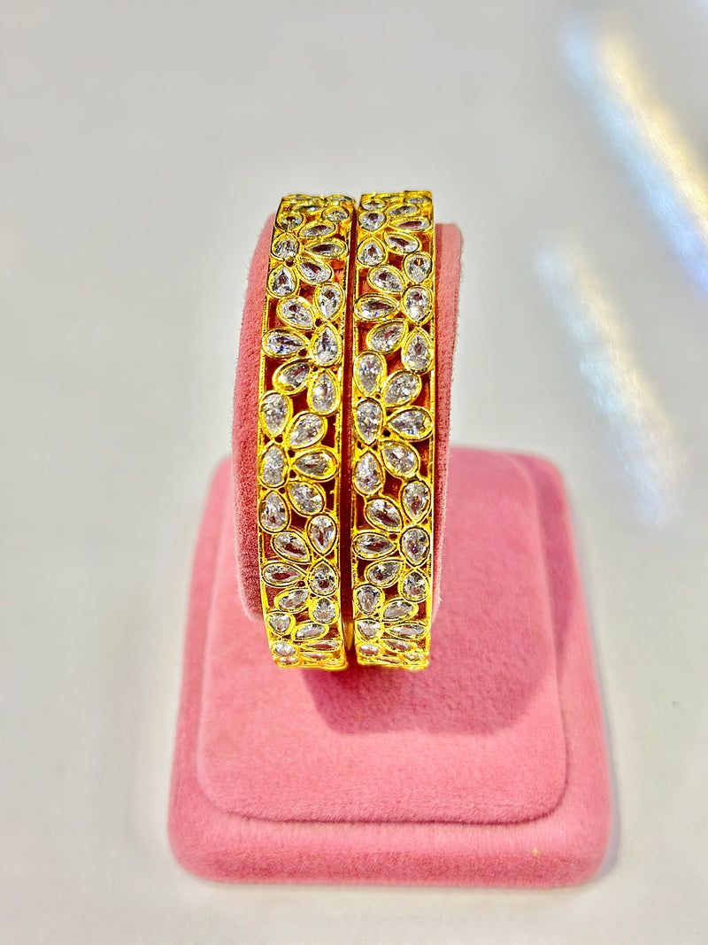 Thea Bangle's