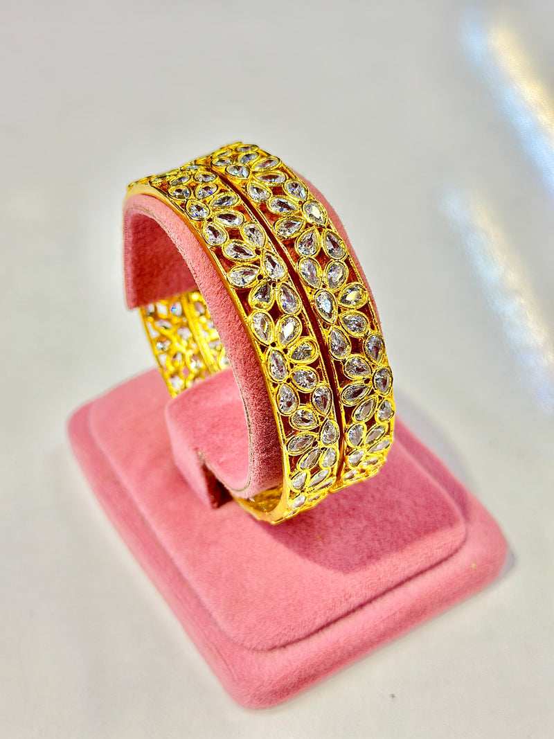 Thea Bangle's