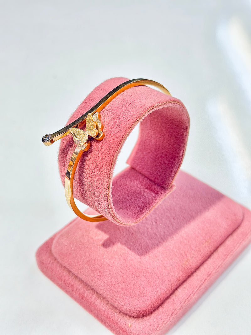 Butterfly Handcuff