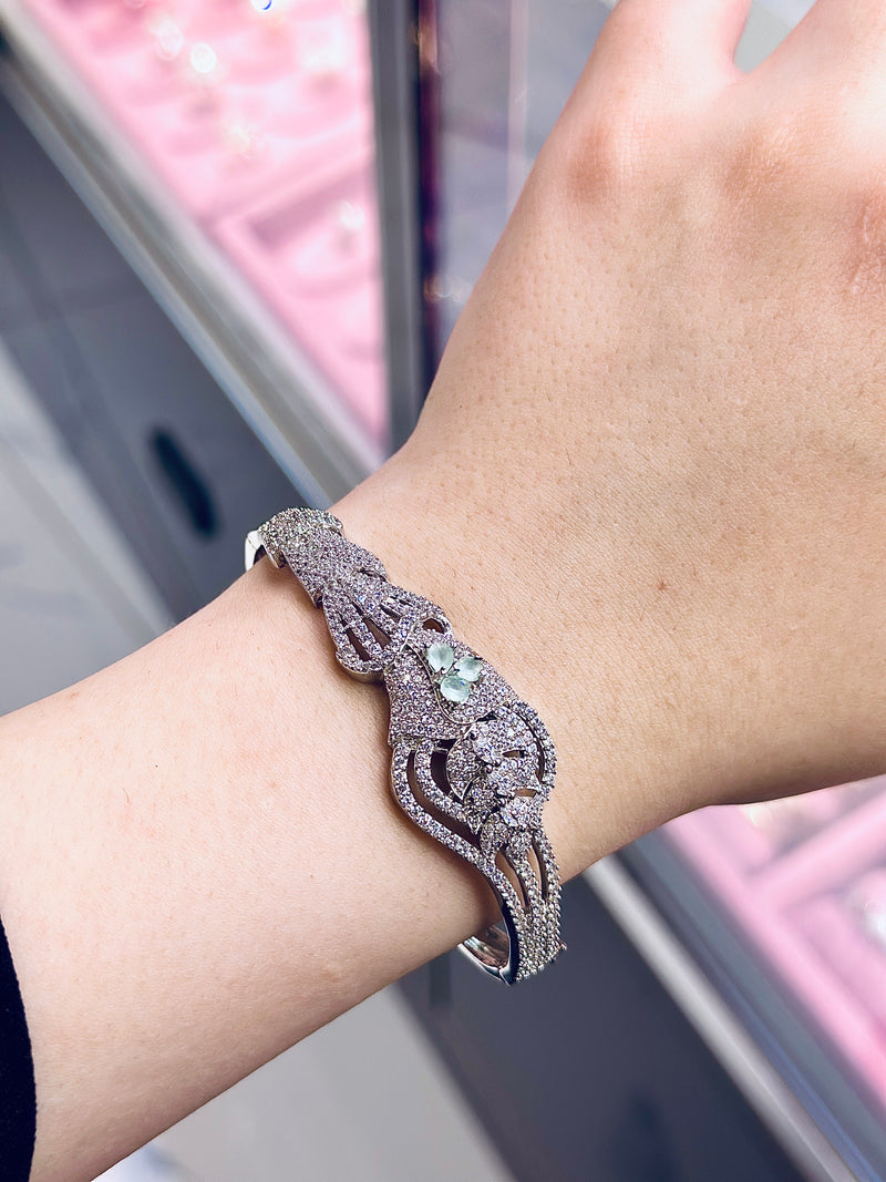 Magolia Designer Handcuff