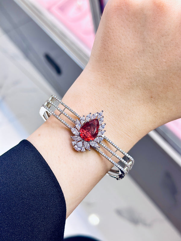 Quinn Designer Handcuff