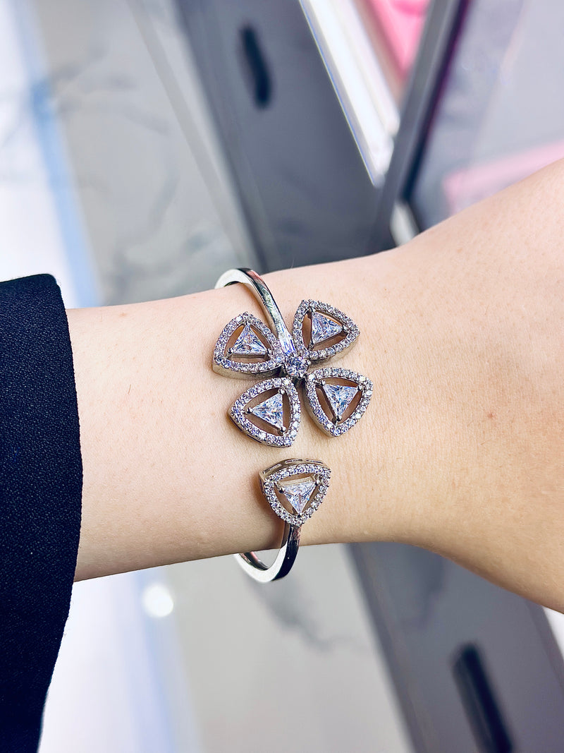 Valeria Designer Handcuff