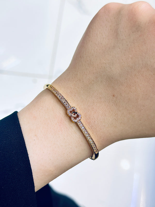 Melanie Handcuff