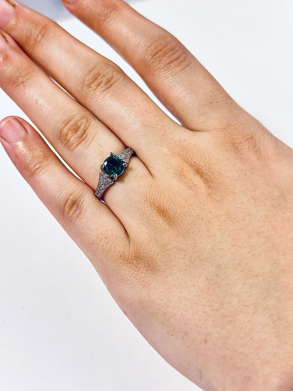 Laraib  Ring