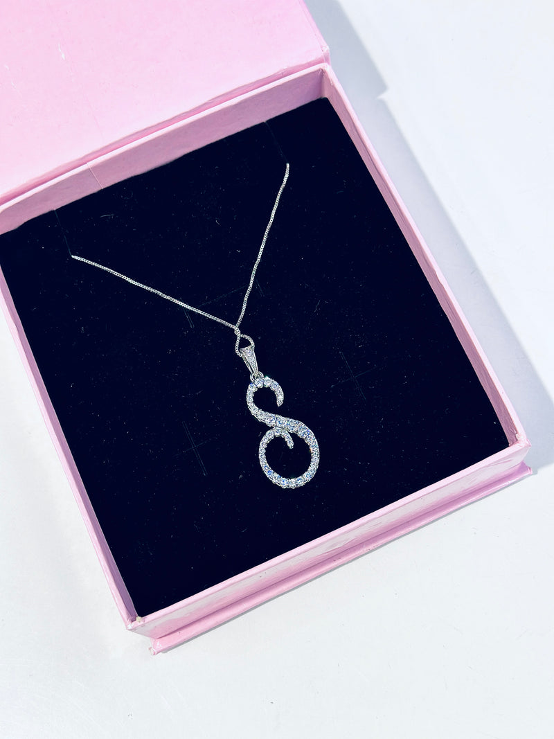 S alphabet pendant