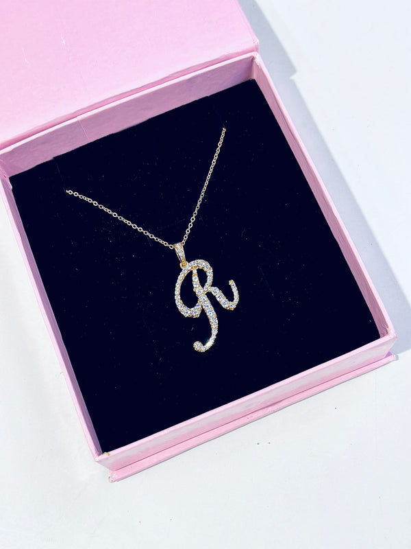 R alphabet pendant
