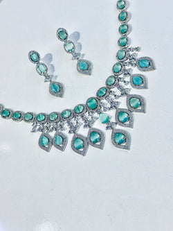 Delaney Set ( Mint )