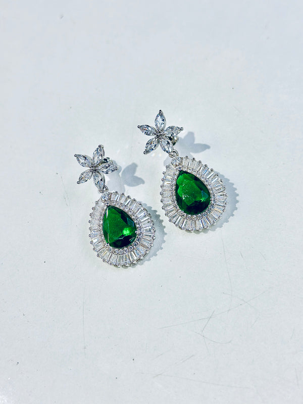 Riley Earrings ( Emerald )