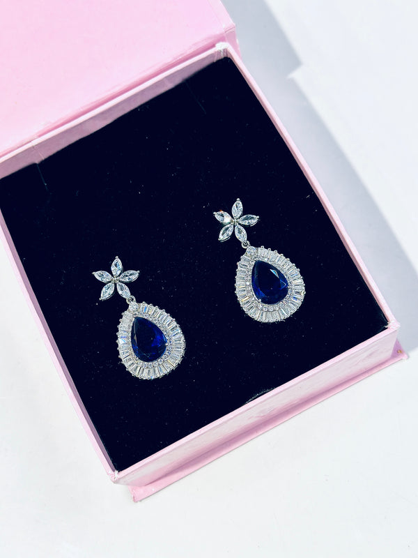 Riley Earrings ( Saphire )