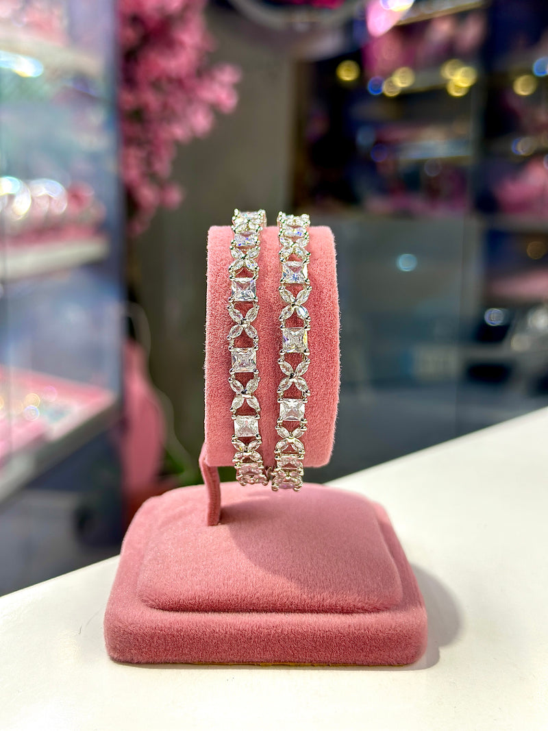 Mariana Bangle's  ( Silver )