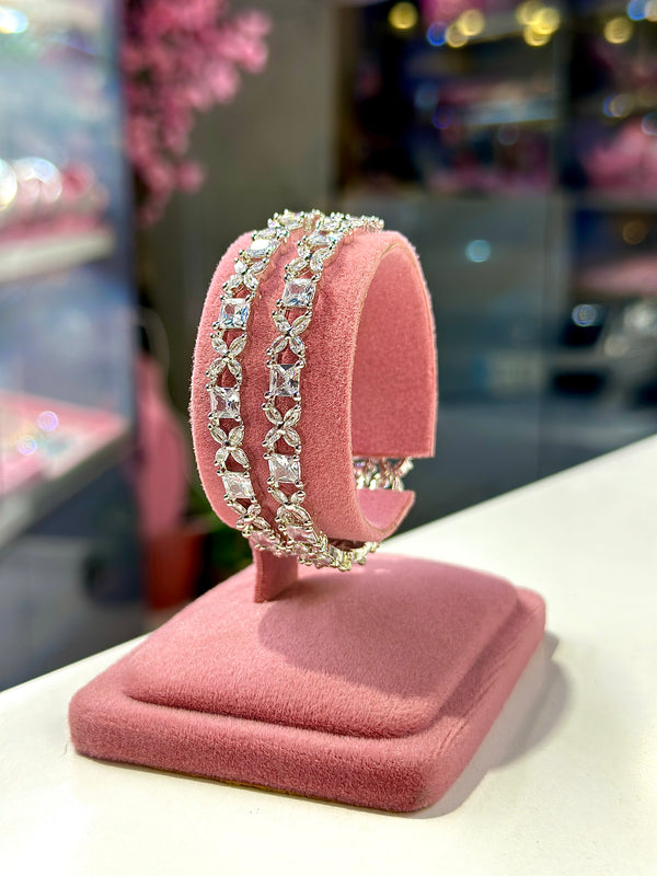 Mariana Bangle's  ( Silver )