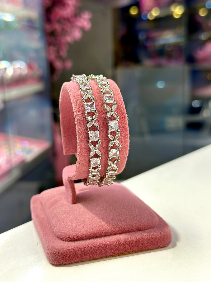 Mariana Bangle's  ( Silver )