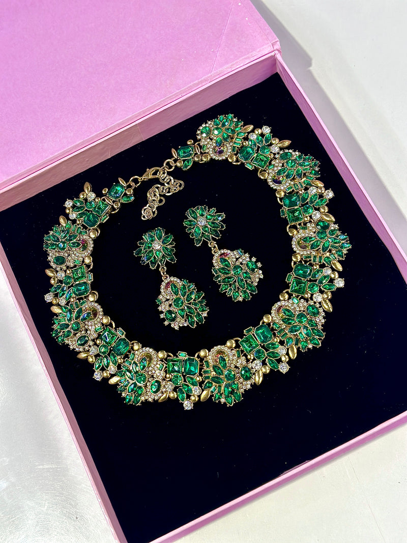 Amber choker set ( Green )