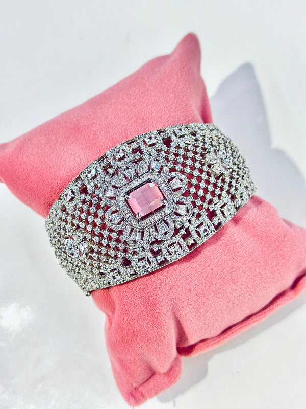 tessa designer handcuff ( pink )