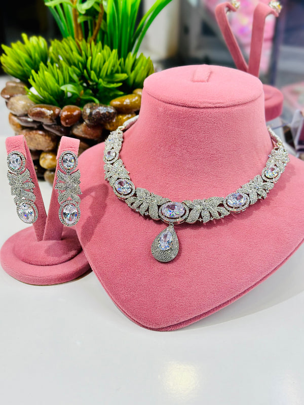 Azalea Designer Set