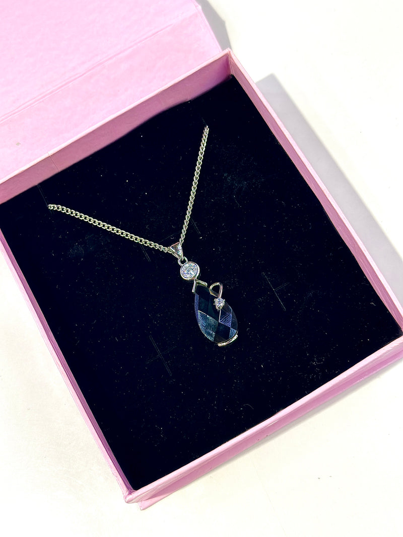 ophelia Pendant