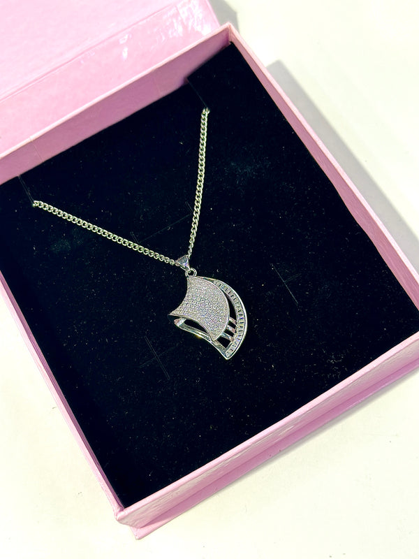 Dakota pendant