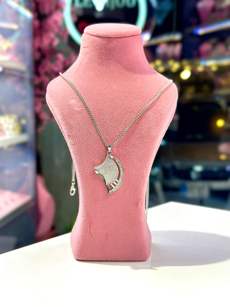 Dakota pendant