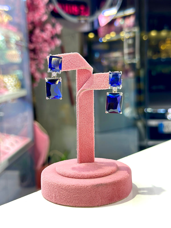 Raya earrings ( sapphire )