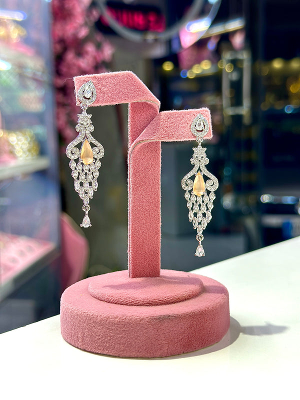 Trinity earrings ( apricot )