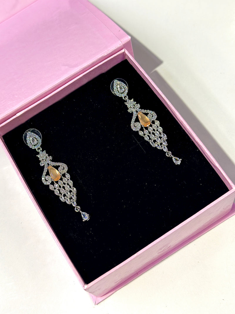 Trinity earrings ( apricot )