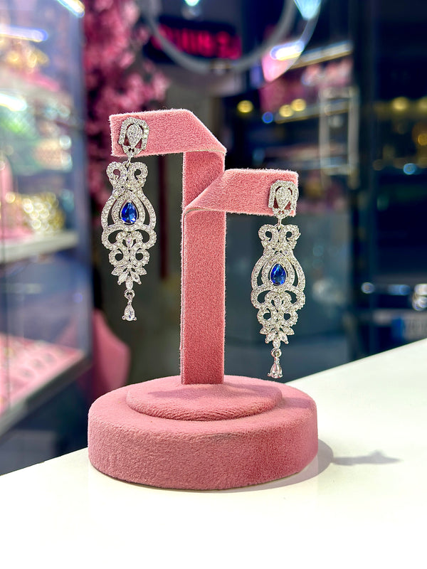 trinity earrings ( sapphire )