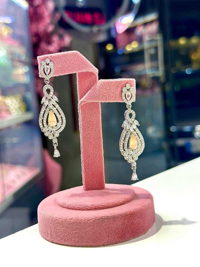 Demi earrings ( peach )