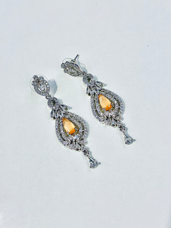 Demi earrings ( peach )