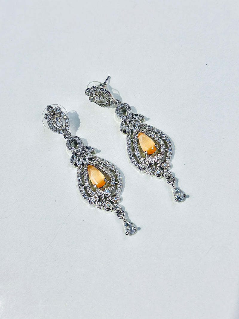 Demi earrings ( peach )