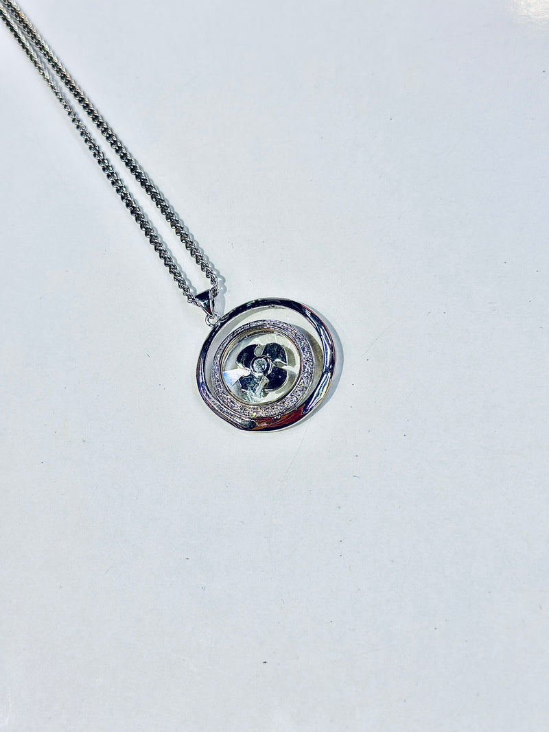 Danna Pendant