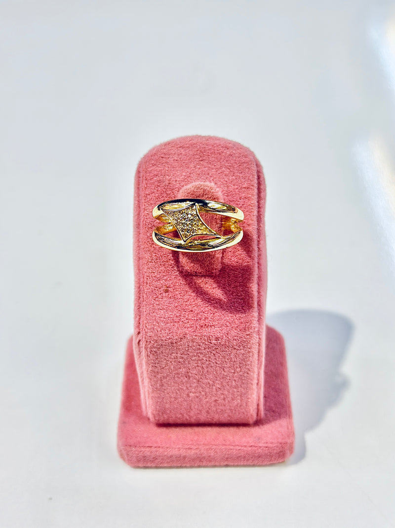 leona ring