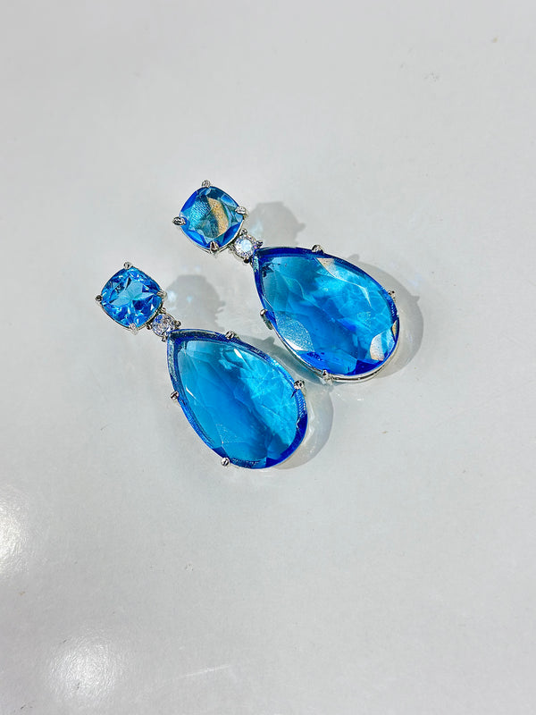 fiona earrings ( crystal blue )