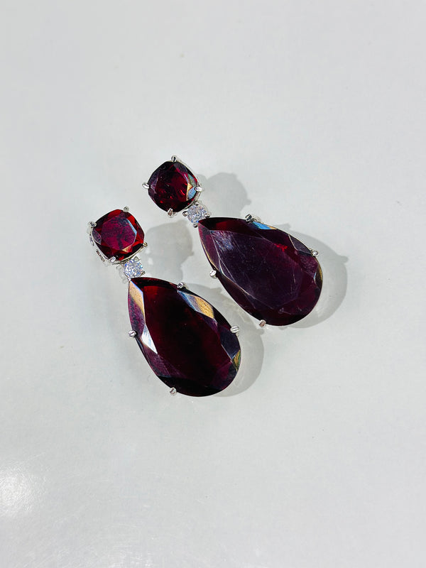 Fiona earrings ( plum )