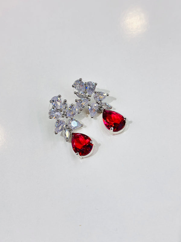 giselle earrings ( red )