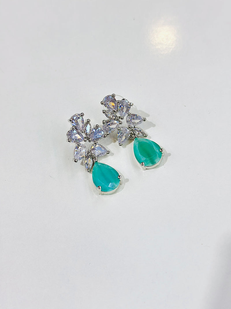 Giselle Earrings ( Mint )
