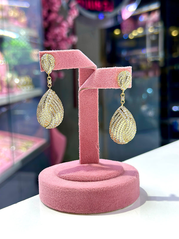 elle earrings