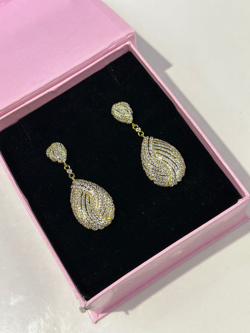 elle earrings