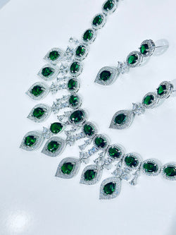 Delaney Set ( Emerald )