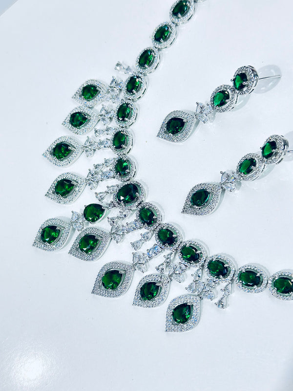 Delaney Set ( Emerald )