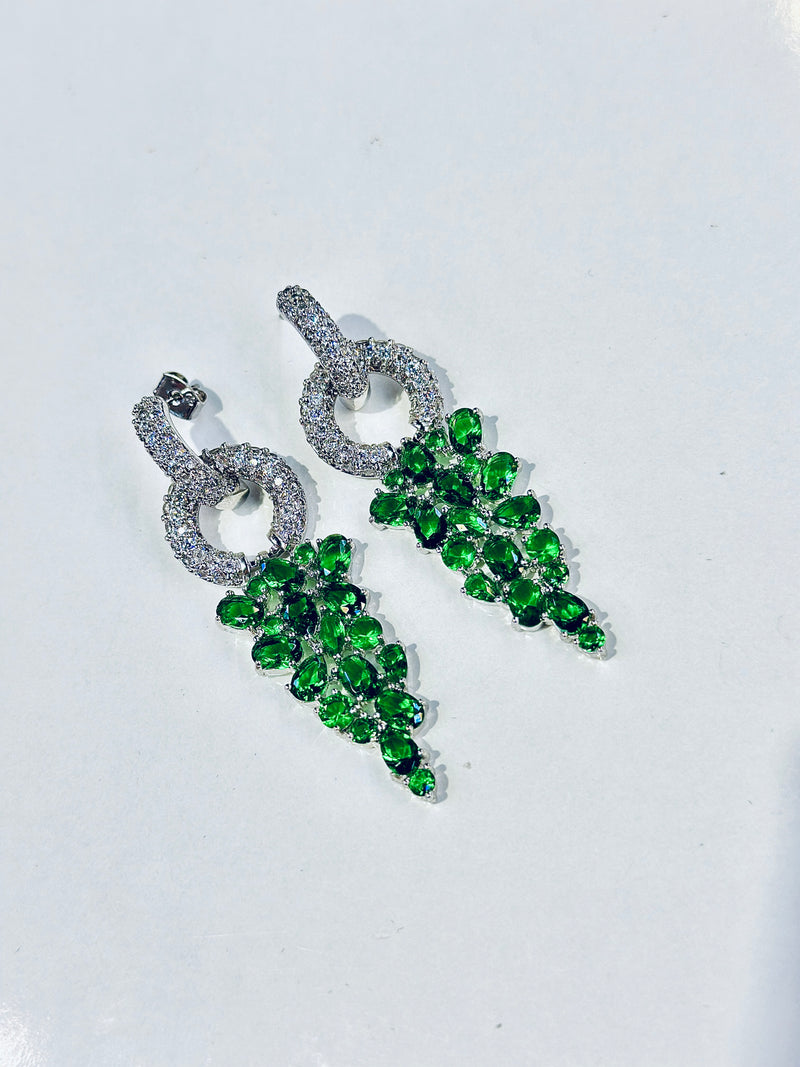 makenna earrings ( emerald )