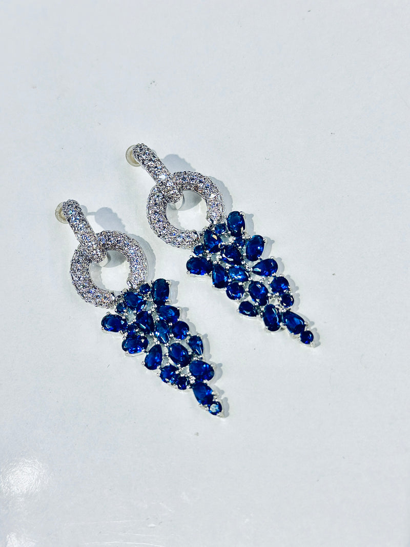 makenna earrings ( Sapphire )