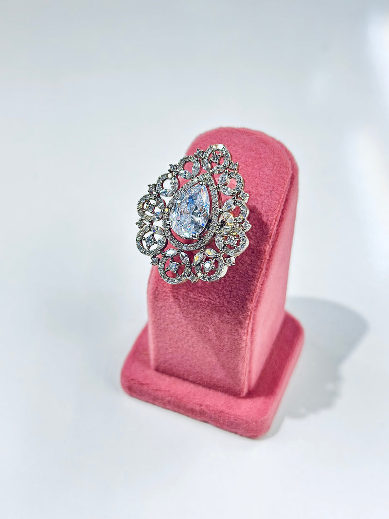 Eleanor Ring